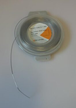 Suturtråd i stål 0,7mm x 5m